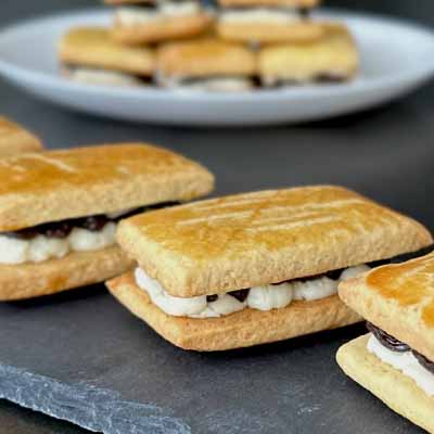 レーズンサンド